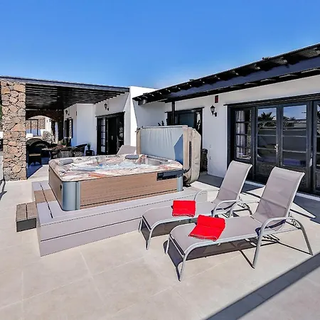 Sea Star Lanzarote Villa